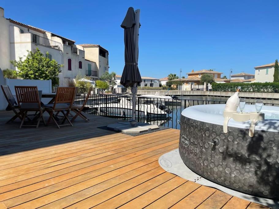Marina 120M²/8 Pers/ Terrasse 100M²/ Appontement Vila Aigues-Mortes Exterior foto